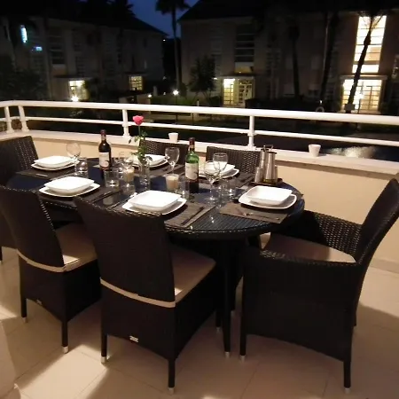 Apartment Luxury Near Arenal Beach, Javea. Sleeps 8. Fully Equipped. Full A/con *