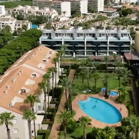 Luxury Near Arenal Beach, Javea. Sleeps 8. Fully Equipped. Full A/con *
