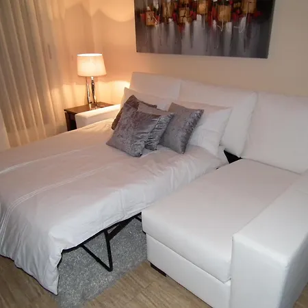 Apartment Luxury Near Arenal Beach, Javea. Sleeps 8. Fully Equipped. Full A/con Javea